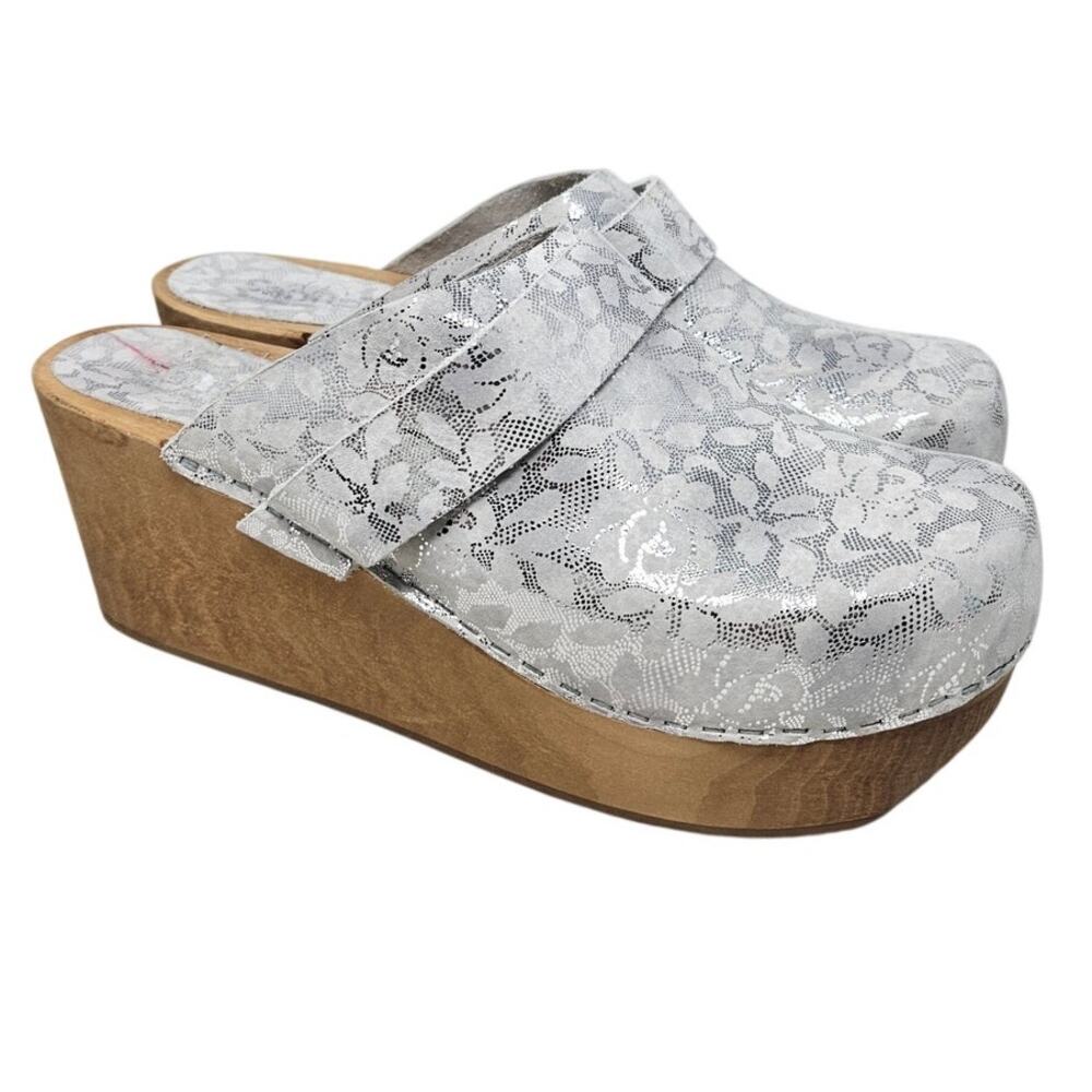 Sanita 39 White Silver Leather Chunky Wooden Wedge Clog Boho Casual Coastal